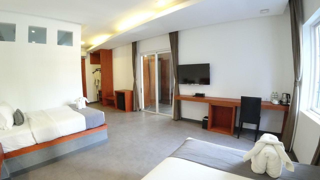 פנום פן Hotel Records מראה חיצוני תמונה