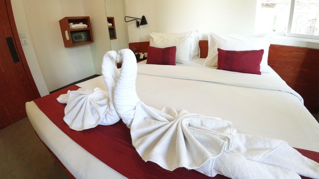 פנום פן Hotel Records מראה חיצוני תמונה