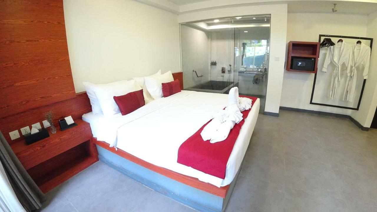 פנום פן Hotel Records מראה חיצוני תמונה