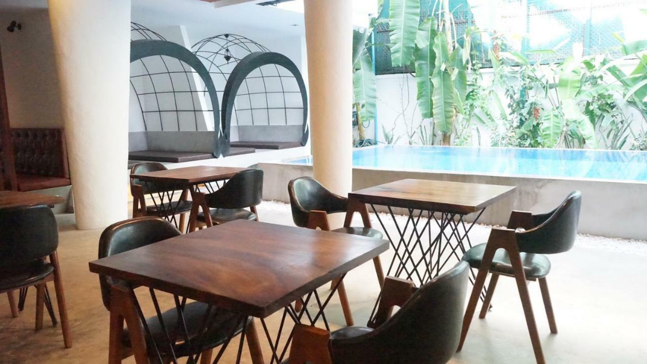 פנום פן Hotel Records מראה חיצוני תמונה
